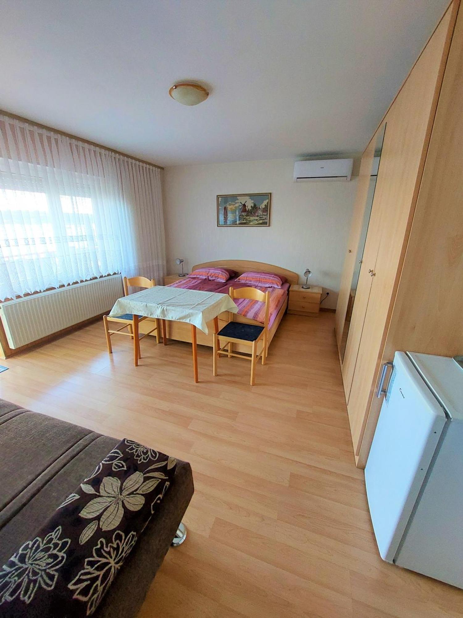 Sobe Crikvenica 29926 - Mileva Hotel Quarto foto